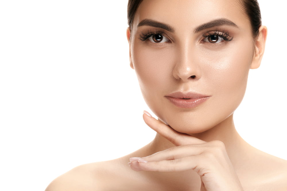 Harmonização facial é perigoso? Quando é indicada? Benefícios 4 beautiful female face perfect clean skin face white