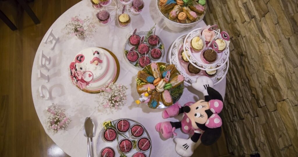 Ao longo das décadas: como eram os alimentos populares da Disney 1 Disney treats and foods