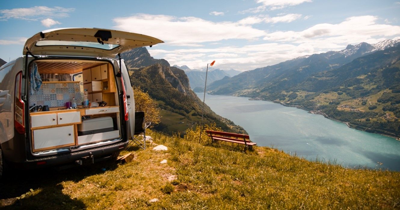 Camping Van em uma montanha na Suíça