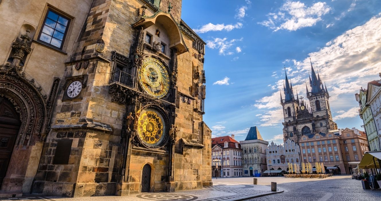 A Cidade Velha de Praga é um verdadeiro deleite para os aficionados por história 1 os relógios na cidade velha de praga