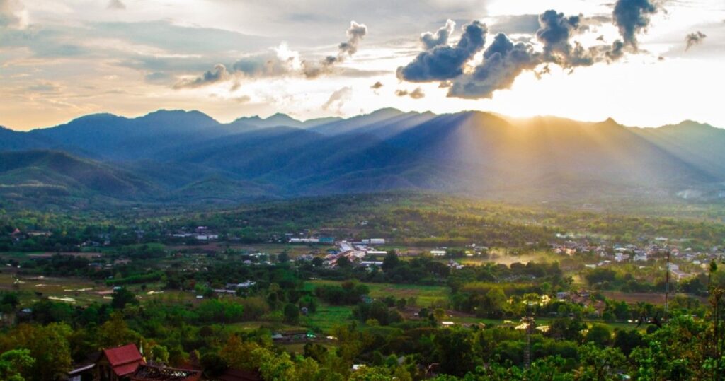 As 10 melhores coisas divertidas para fazer em Pai, Tailândia 18 Sunset in Pai, Thailand