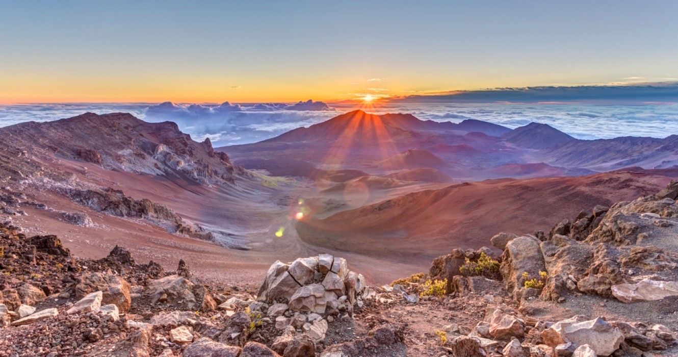 Pegue o nascer do sol em Haleakalā: o vulcão mais esotérico do Havaí 1 Nascer do sol de Haleakala, Maui, Havaí