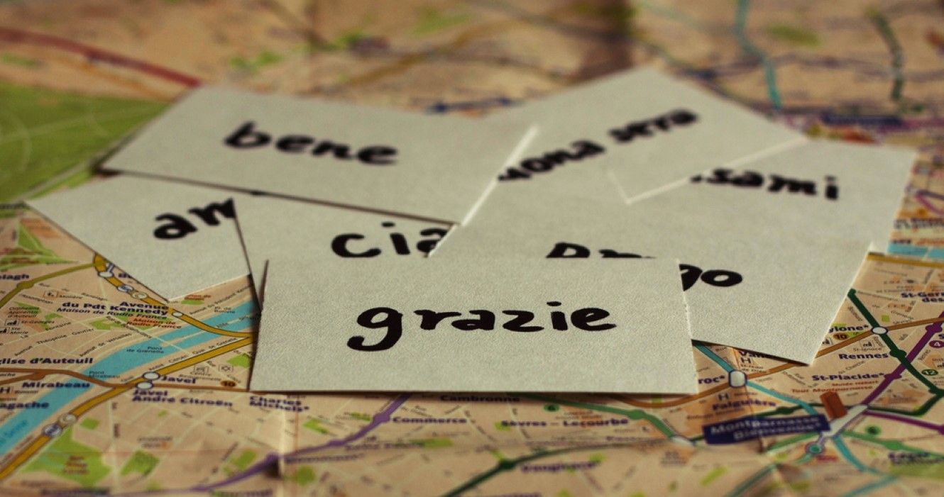 Você quer saber essas frases em italiano antes de viajar 1 Flash card italiano com palavras em italiano