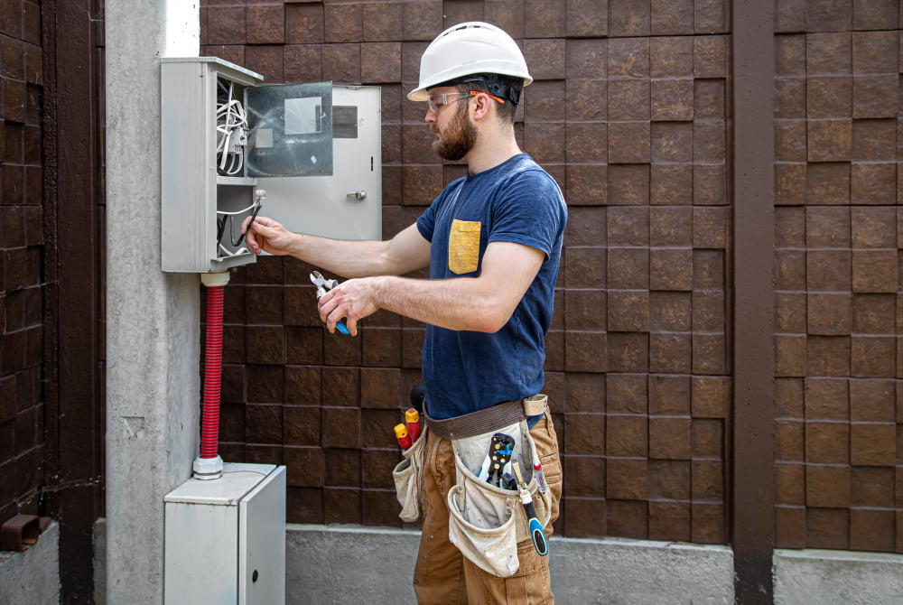 Qual o tamanho da caixa do medidor de energia elétrica? 1 caixa do medidor de energia elétrica