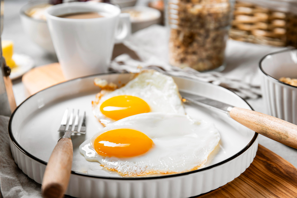Dieta da proteína emagrece? Como ajuda no emagrecimento? 4 cafe da manha ovos